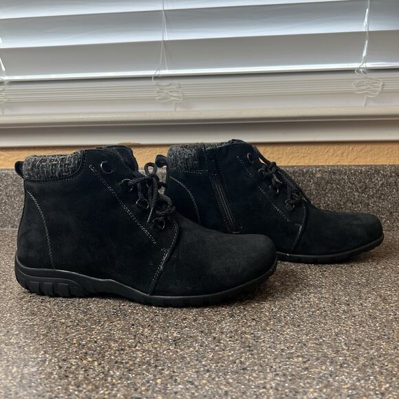Propet Ankle Bootie Women's Sz 10 M (B) Black Suede Comfort Casual Lace Up Boots - Picture 4 of 11